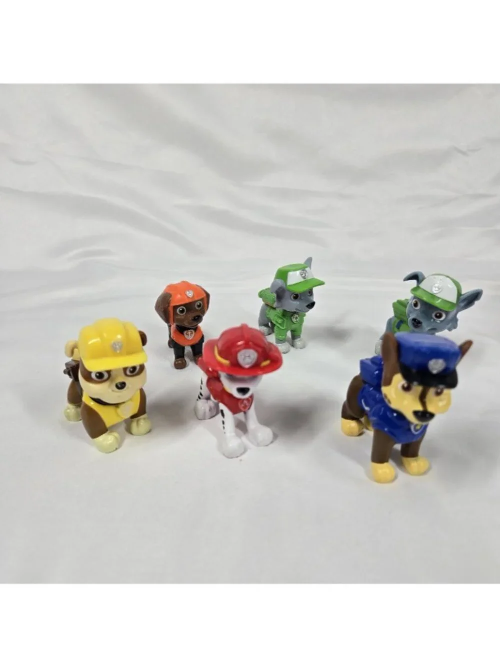 Paw Patrol Action Toys Figures Lot of 8 & Skye's Helicopter